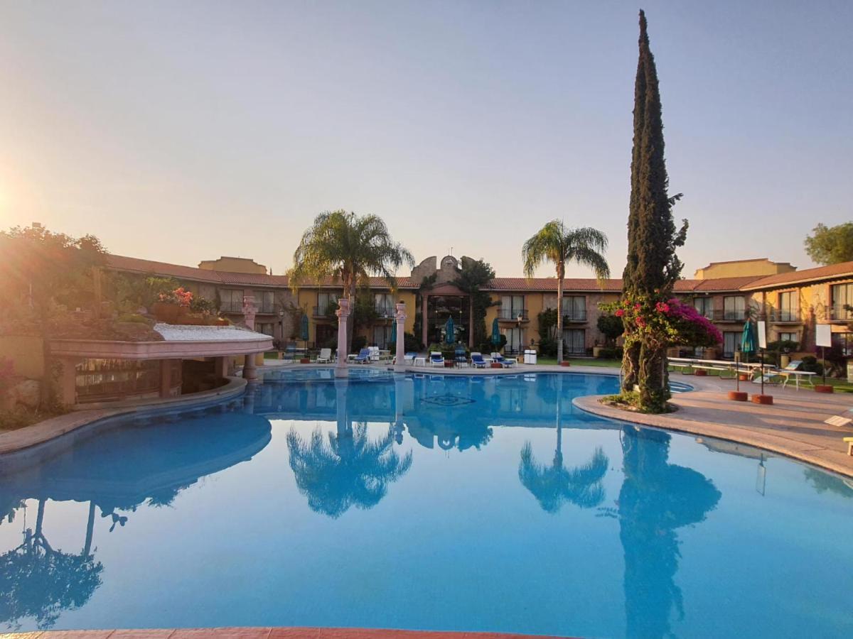Gran Hotel Hacienda De La Noria Aguascalientes Eksteriør bilde The pool at the hotel