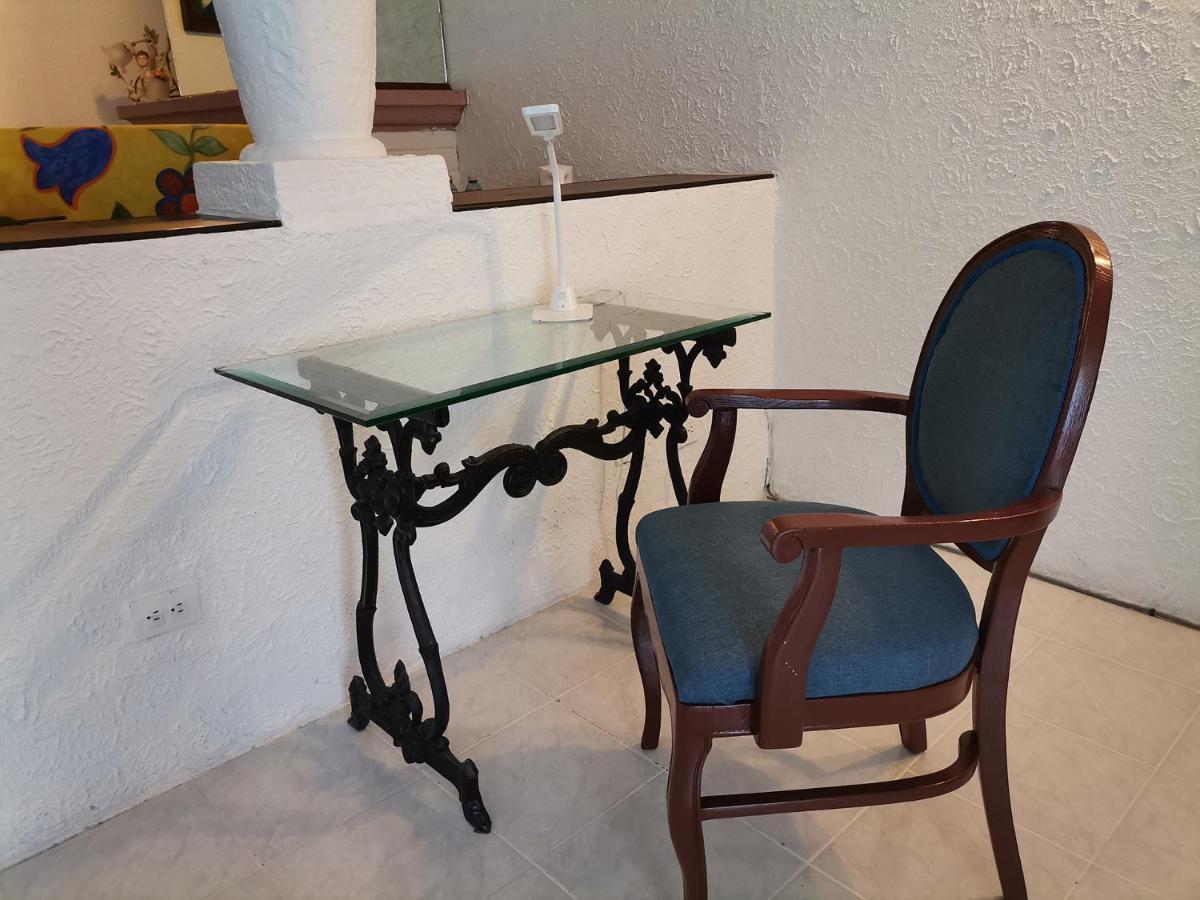 Gran Hotel Hacienda De La Noria Aguascalientes Eksteriør bilde A chair