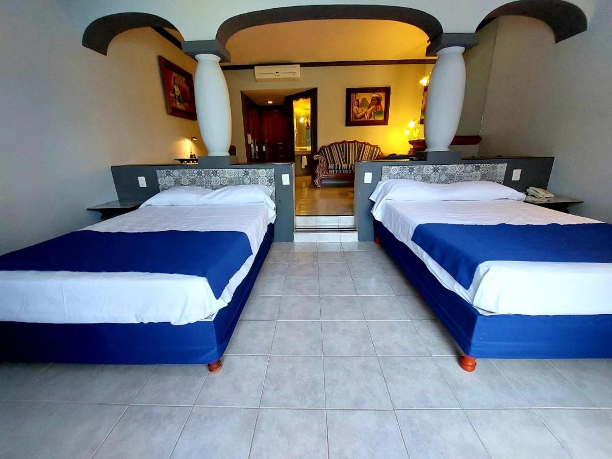 Gran Hotel Hacienda De La Noria Aguascalientes Eksteriør bilde A room at the hotel
